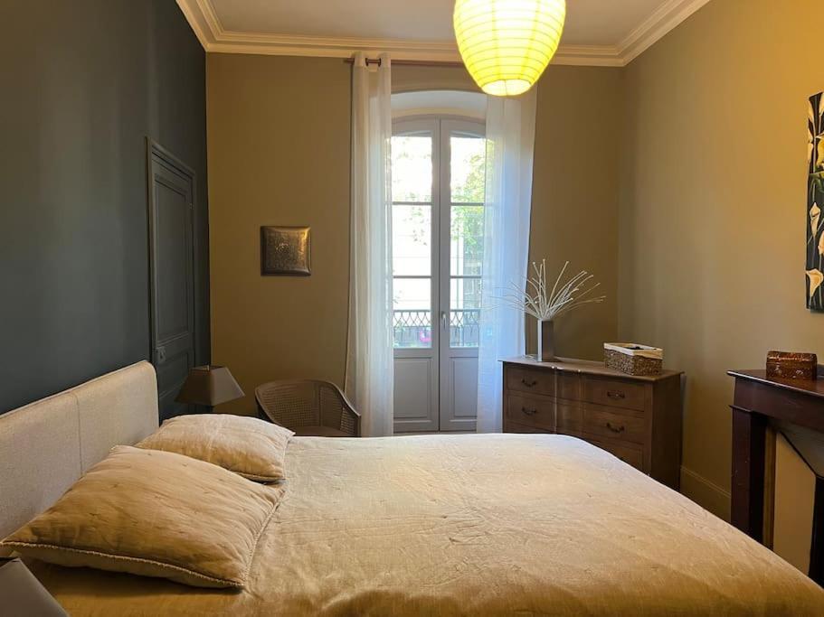 Coeur De Ville, Garage Prive Et Gratuit Avec Terrasse ! Cahors Exterior foto